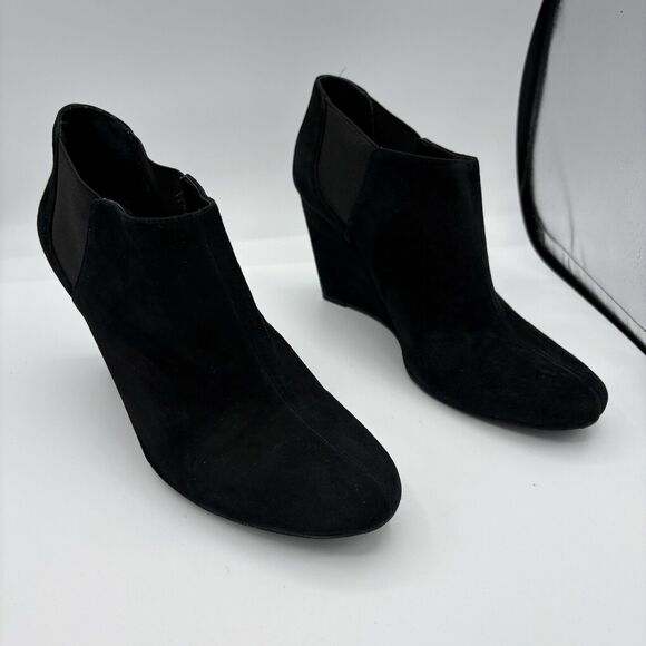 Vince Camuto Ankle Boots Size 9.5 B Booties Dollys Black Leather Wedge Heel G2 - Picture 1 of 11